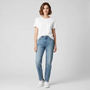 FRAYED Jeans Women's High Rise Straight Light Wash Denim Jeans Size 28‎